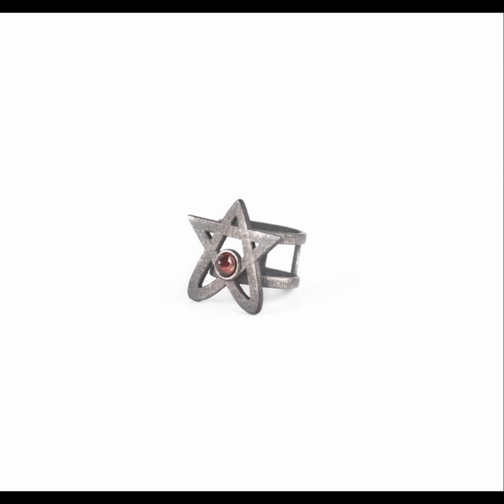 Rogue and Wolfe Ring of Lust